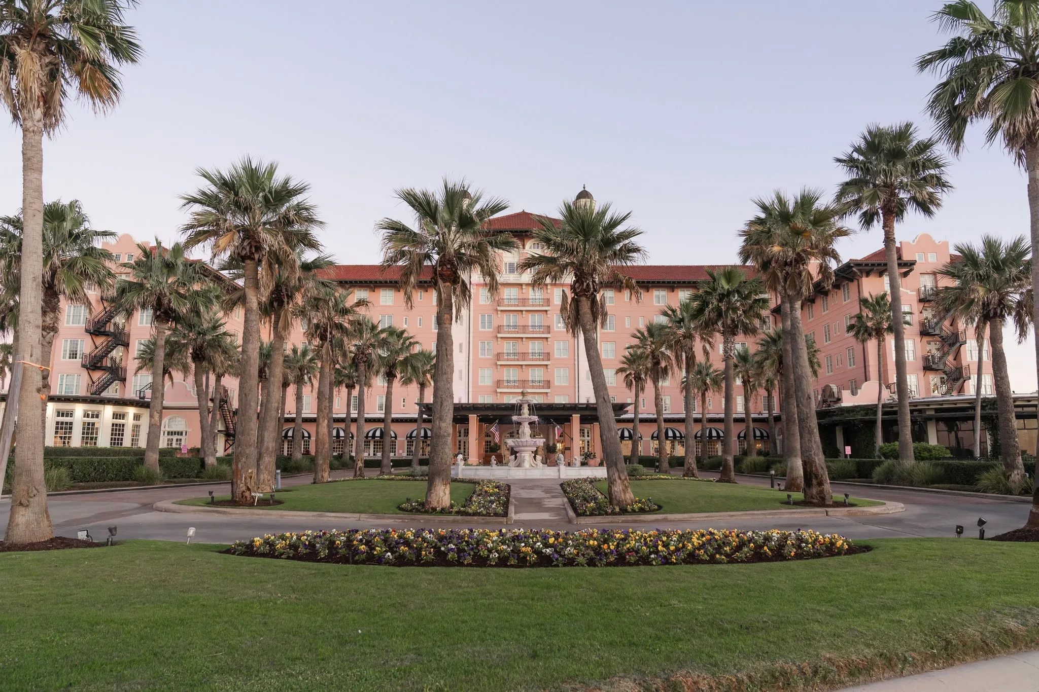 Center Lawn